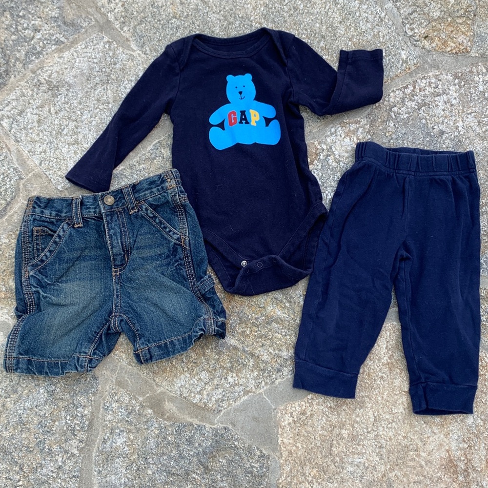 Lot of 3 Boys Clothing Onesie/Shorts/Pants Size 6-12 Months